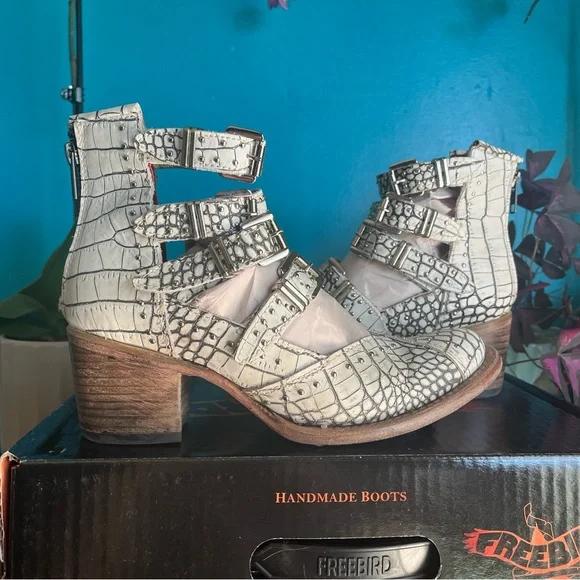 Freebird Felicity size 7 White - Picture 3 of 7